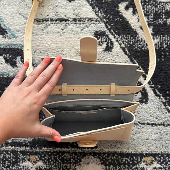 Rare SENREVE x M.M. LaFleur Aria Belt Bag in Chablis - Picture 6 of 10